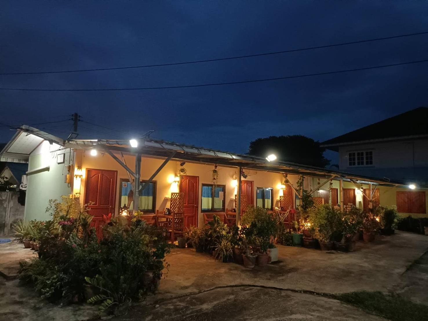 수코타이 Yaijaew House 아파트 외부 사진